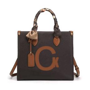 Hot Sell Large Capacity Custom Logo PVC Leather Shoulder Bag  